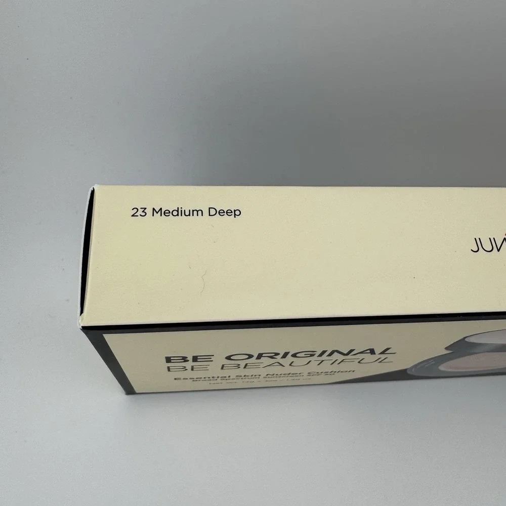 Jung Saem Mool Essential Skin Nuder Cushion set SPF 50 +1 Refill #23 Medium Deep